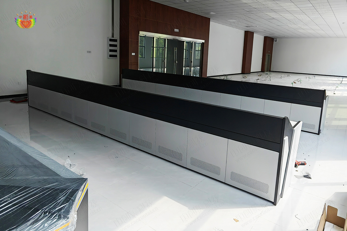 斜面操作臺(tái)樣式圖